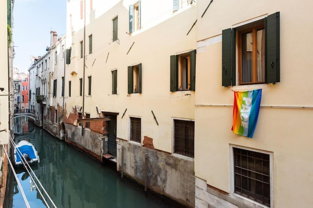 Ca' Della Madoneta - Vista Canale Βενετία Εξωτερικό φωτογραφία